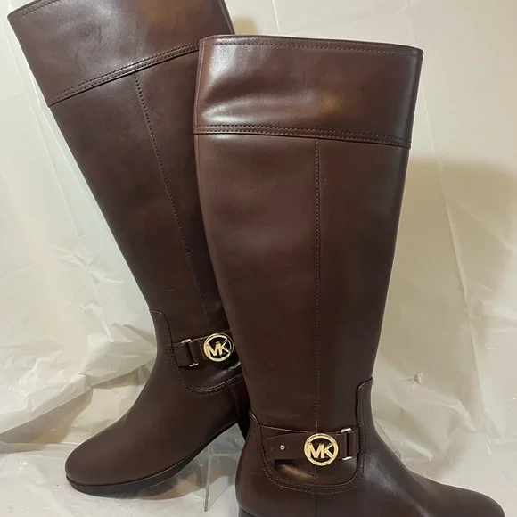 MICHAEL Michael Kors Harland Brown Boots - Picture 14 of 15